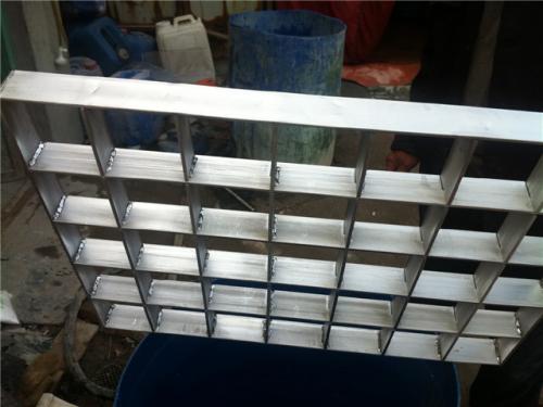 304不銹鋼格柵板