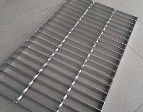 熱鍍鋅鋼格柵網(wǎng)