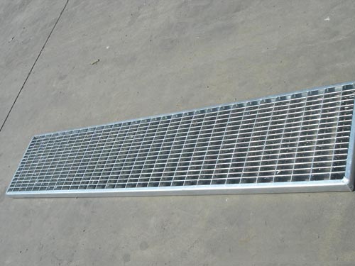 熱鍍鋅平臺(tái)鋼格板 熱鍍鋅平臺(tái)鋼格板