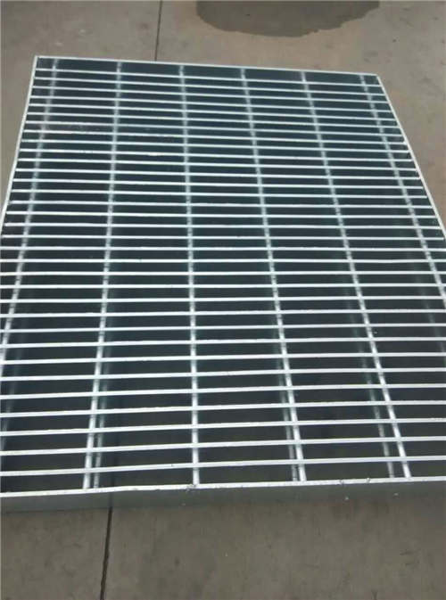 <a href='http://m.baiduwh.cn/ganggeban/'>鋼格板</a> (99) 鋼格板 (99)