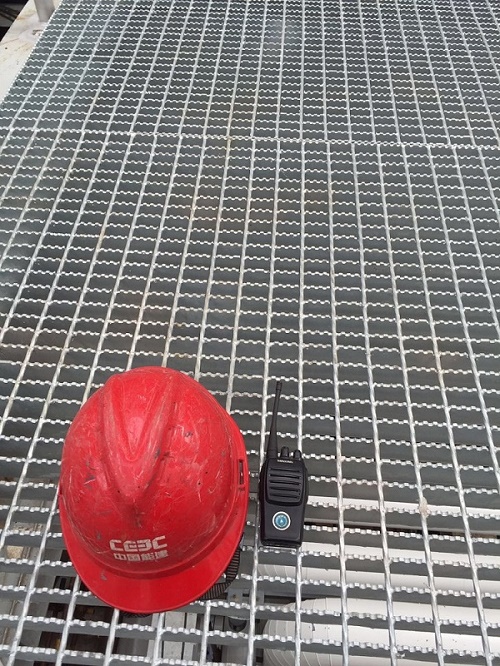 齒形鋼格板平臺(tái) 齒形鋼格板平臺(tái)