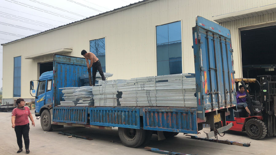 防滑鍍鋅踏步鋼格柵 防滑鍍鋅踏步鋼格柵