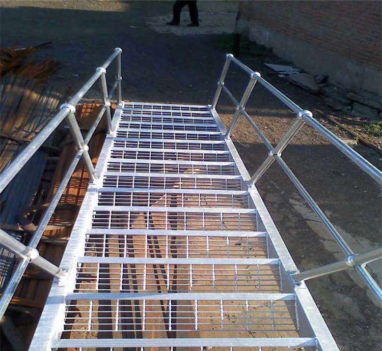 熱鍍鋅球接欄桿 熱鍍鋅球接欄桿