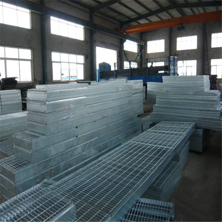 樓梯踏步板鍍鋅格柵板