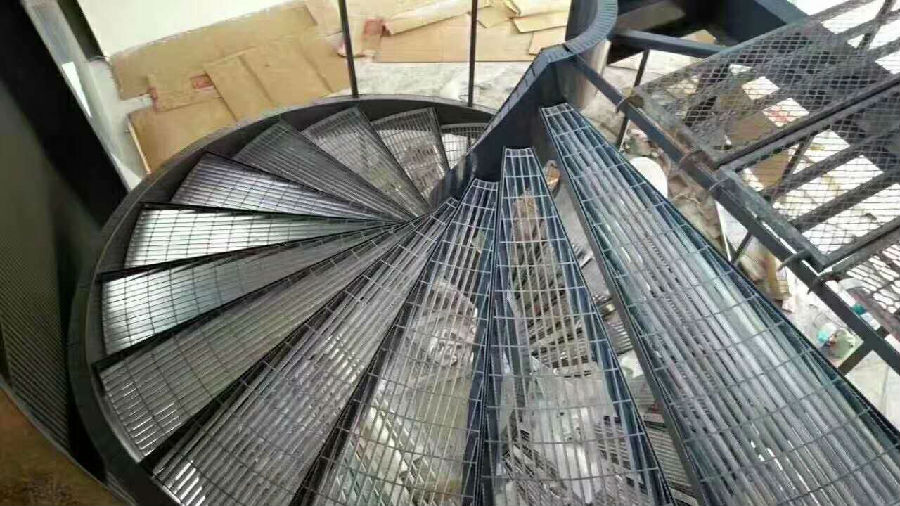 樓梯踏步格柵 樓梯踏步格柵