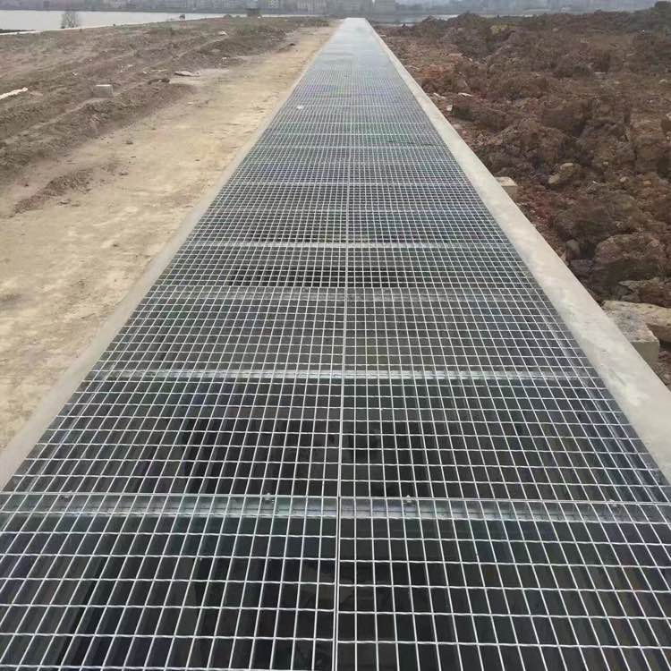 Q235熱鍍鋅鋼格柵蓋板 Q235熱鍍鋅鋼格柵蓋板