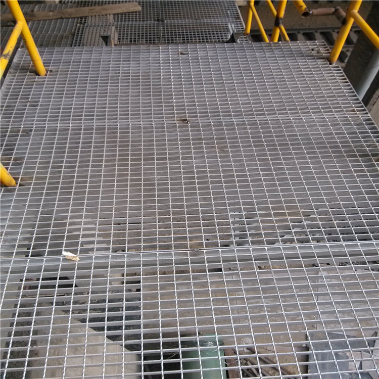 走道平臺(tái)鍍鋅鋼格柵板 走道平臺(tái)鍍鋅鋼格柵板