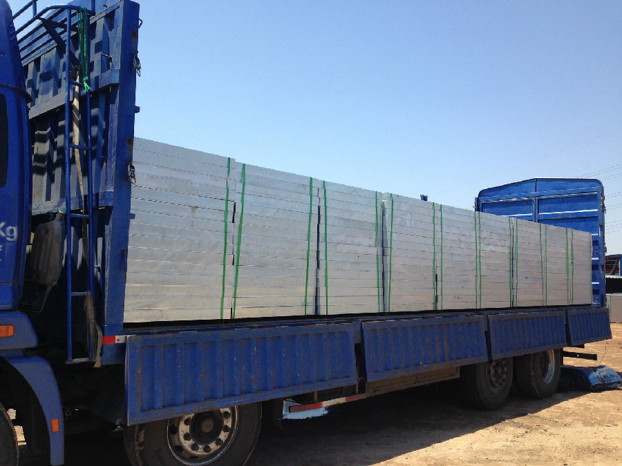 熱鍍鋅防滑鋼格柵踏步板 熱鍍鋅防滑鋼格柵踏步板