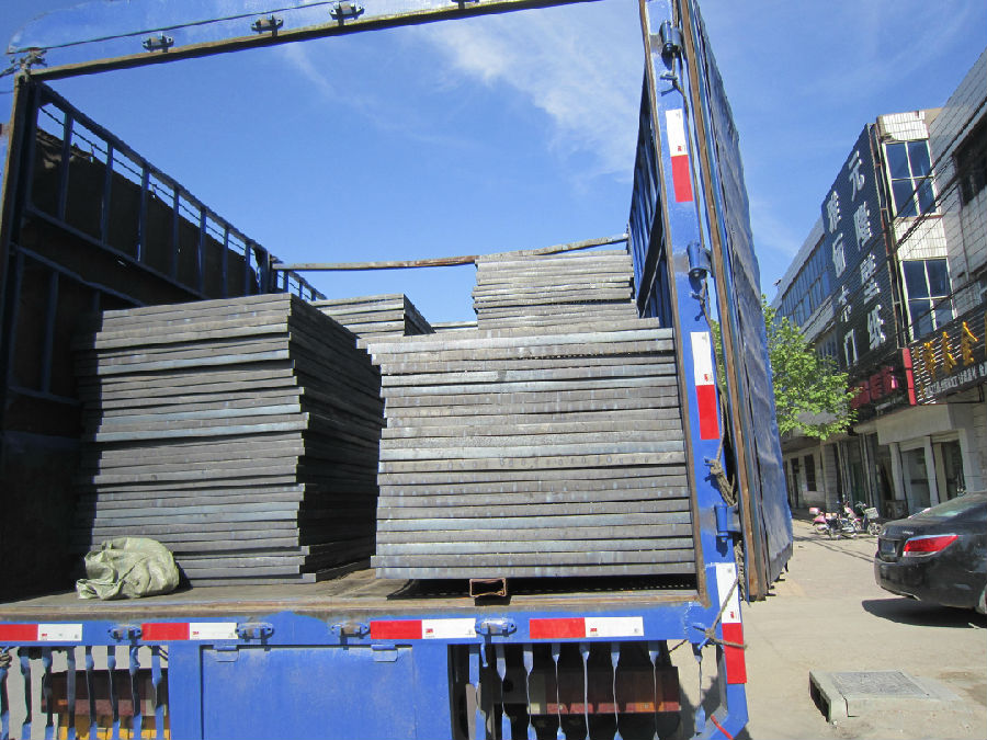 鍍鋅網格板踏步 鍍鋅網格板踏步