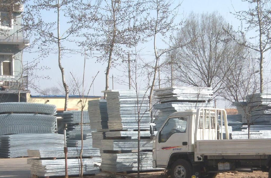 鍍鋅鋼格柵平臺現(xiàn)貨 鍍鋅鋼格柵平臺現(xiàn)貨